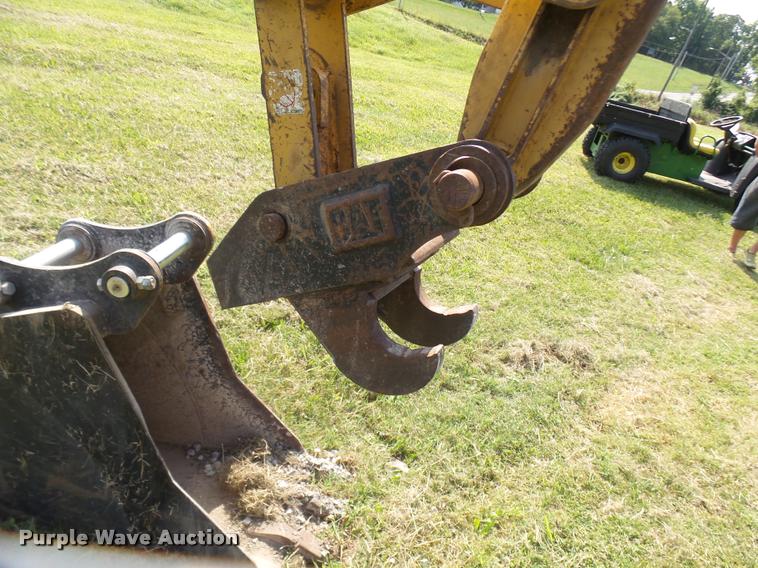 image for item DP9729 2004 Caterpillar 420D backhoe