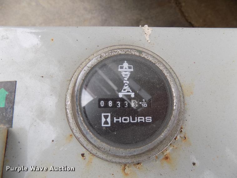 image for item DP9971 1998 Sky Jack 4830 scissor lift