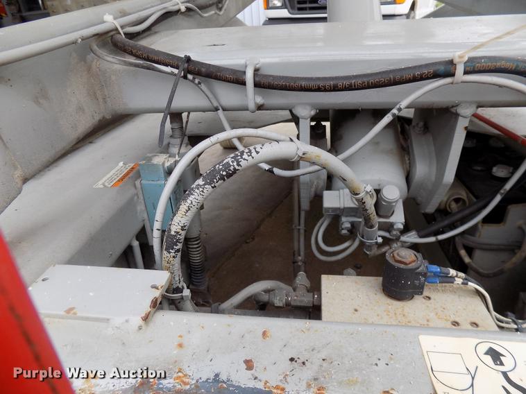 image for item DP9971 1998 Sky Jack 4830 scissor lift