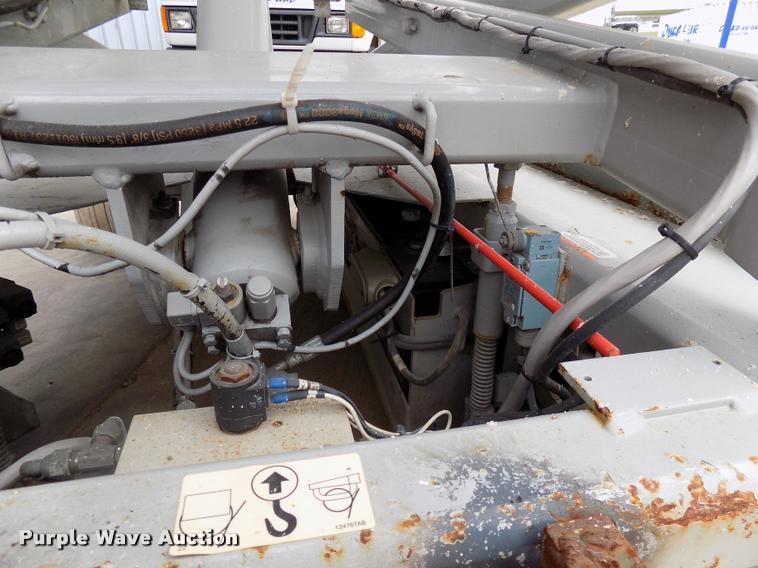 image for item DP9971 1998 Sky Jack 4830 scissor lift