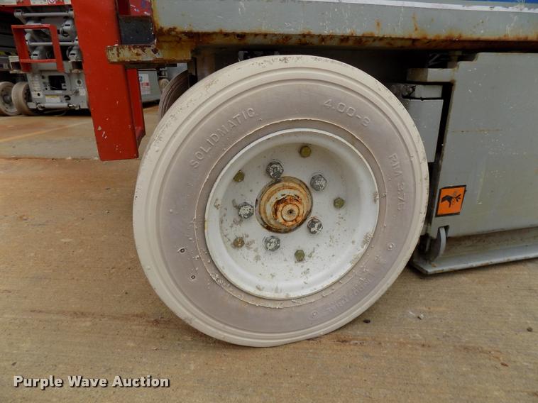 image for item DP9971 1998 Sky Jack 4830 scissor lift