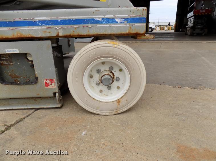 image for item DP9971 1998 Sky Jack 4830 scissor lift