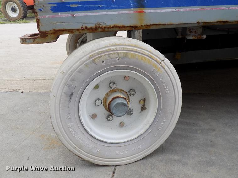 image for item DP9971 1998 Sky Jack 4830 scissor lift