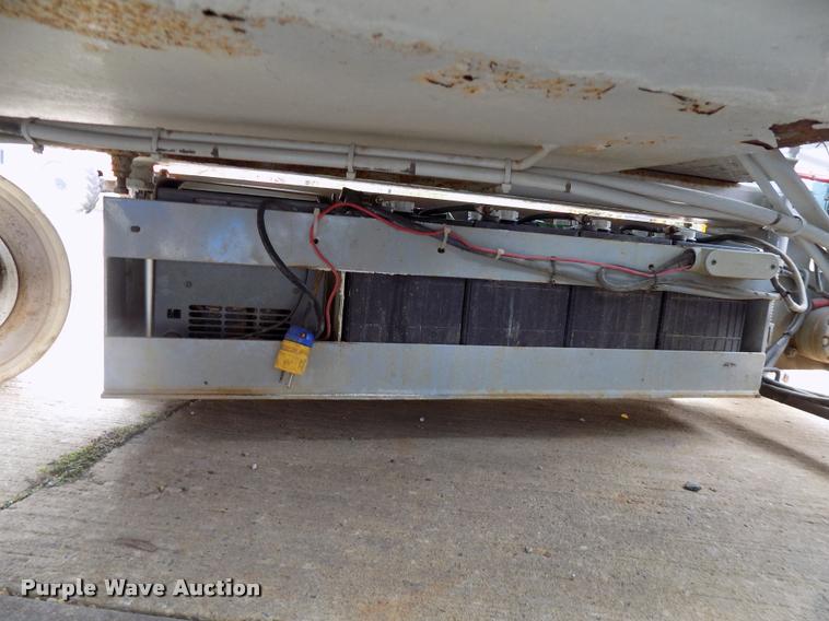 image for item DP9971 1998 Sky Jack 4830 scissor lift