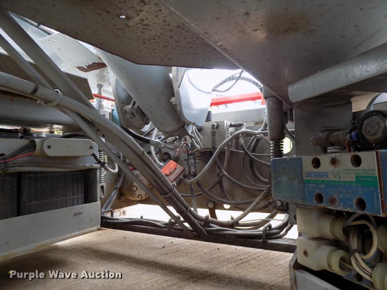 image for item DP9971 1998 Sky Jack 4830 scissor lift