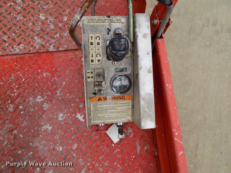 image for item DP9971 1998 Sky Jack 4830 scissor lift