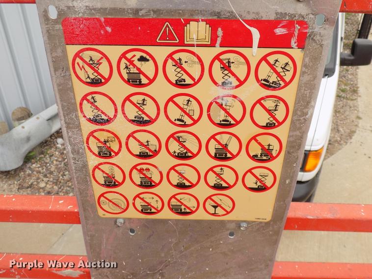 image for item DP9971 1998 Sky Jack 4830 scissor lift