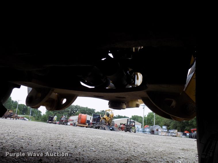 image for item DP9976 2012 Caterpillar 420F IT backhoe