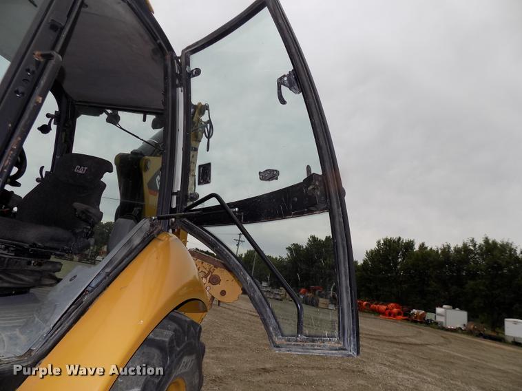 image for item DP9976 2012 Caterpillar 420F IT backhoe