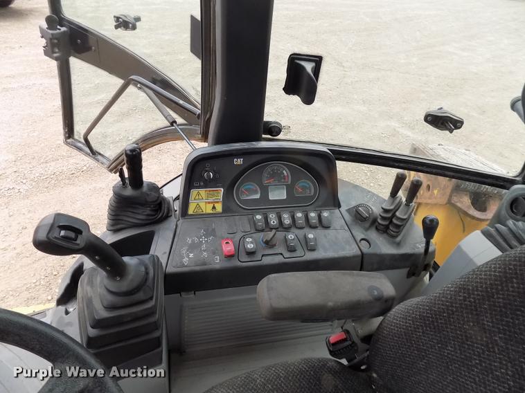 image for item DP9976 2012 Caterpillar 420F IT backhoe