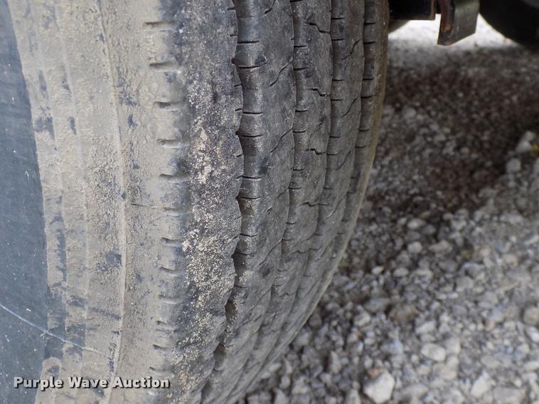 image for item DP9977 2016 Kaufman equipment trailer