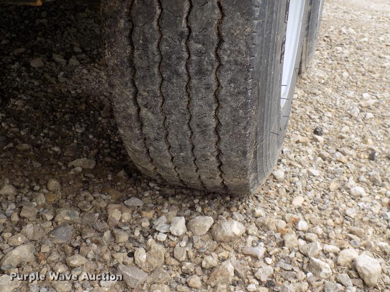 image for item DP9977 2016 Kaufman equipment trailer