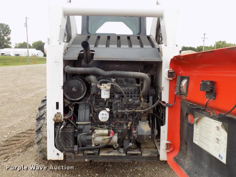 image for item DP9978 2005 Bobcat S250 skid steer