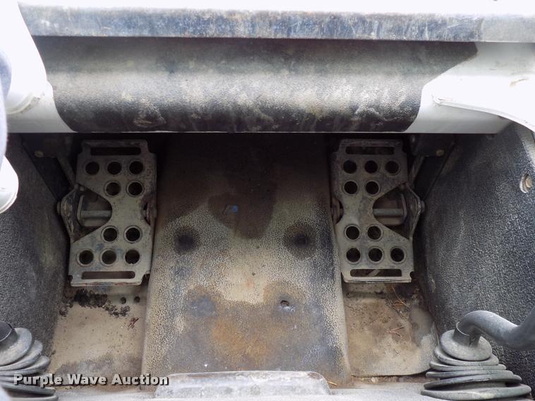 image for item DP9978 2005 Bobcat S250 skid steer