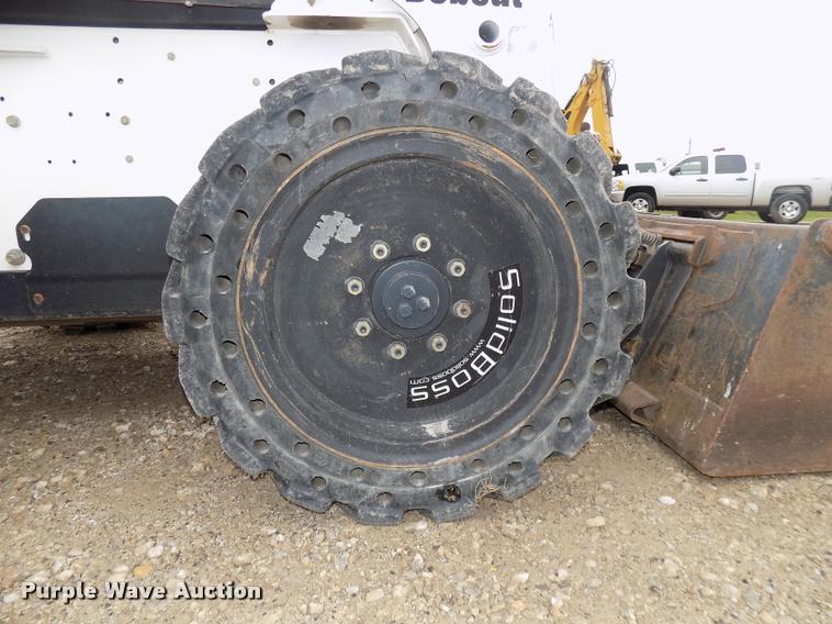 image for item DP9978 2005 Bobcat S250 skid steer