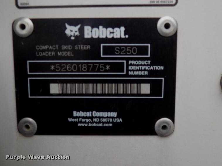 image for item DP9978 2005 Bobcat S250 skid steer