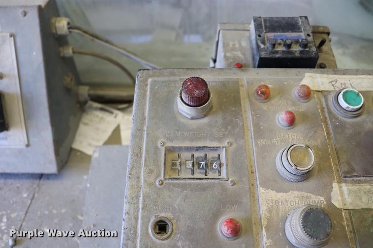 image for item DQ9313 Ross Super 100 Uniplant concrete batch plant