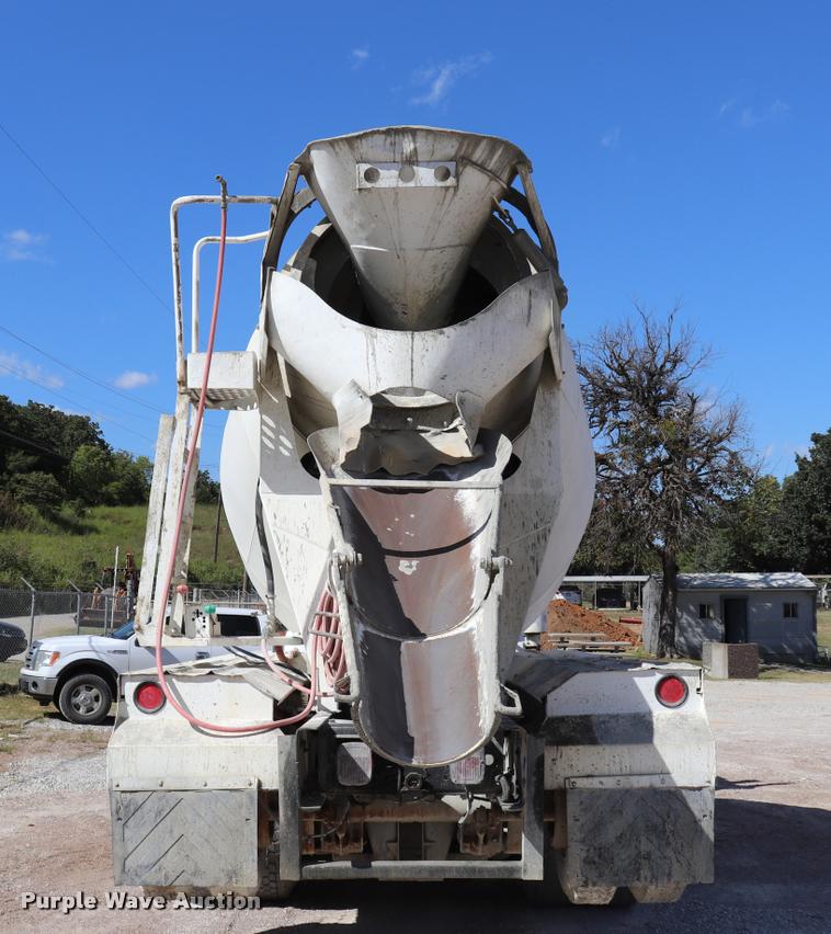 image for item DQ9314 1996 International Paystar 5000 ready mix truck