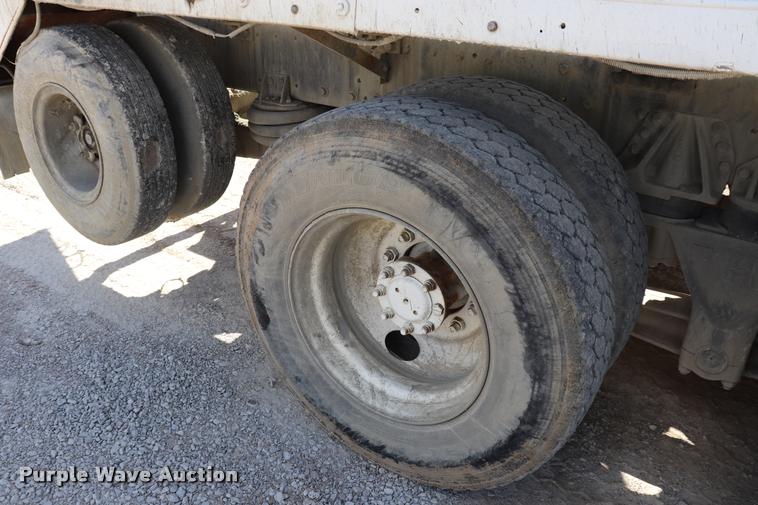 image for item DQ9314 1996 International Paystar 5000 ready mix truck