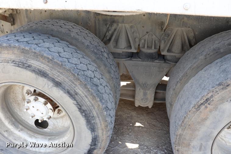 image for item DQ9314 1996 International Paystar 5000 ready mix truck