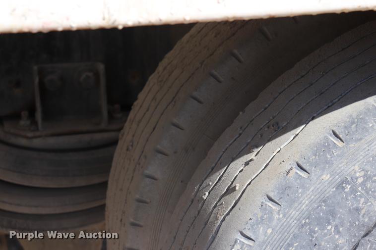 image for item DQ9314 1996 International Paystar 5000 ready mix truck