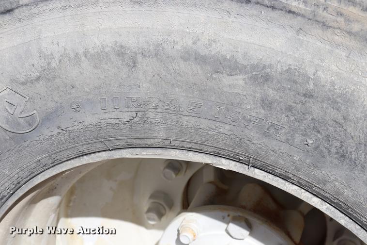 image for item DQ9314 1996 International Paystar 5000 ready mix truck