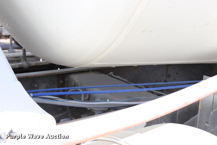 image for item DQ9314 1996 International Paystar 5000 ready mix truck