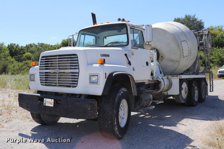 image for item DQ9315 1995 Ford LT8000 ready mix truck