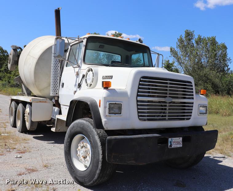 image for item DQ9315 1995 Ford LT8000 ready mix truck