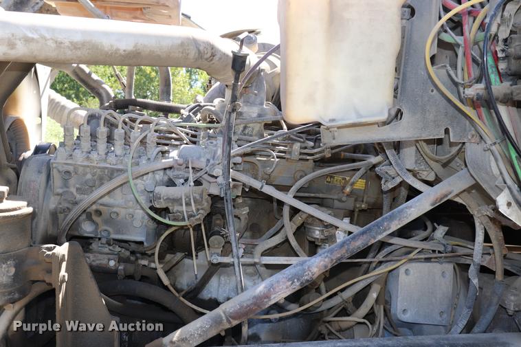 image for item DQ9315 1995 Ford LT8000 ready mix truck