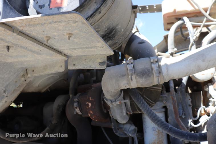 image for item DQ9315 1995 Ford LT8000 ready mix truck