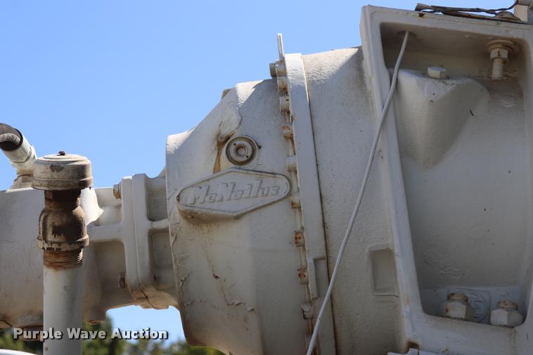 image for item DQ9315 1995 Ford LT8000 ready mix truck