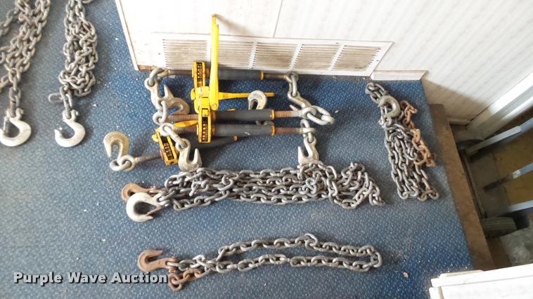 image for item DT9090 Chains and binders