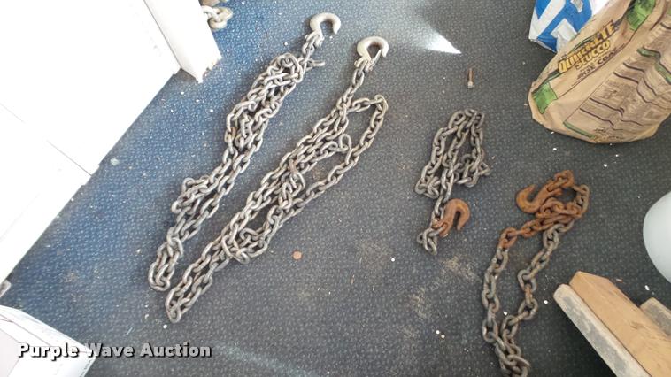 image for item DT9090 Chains and binders