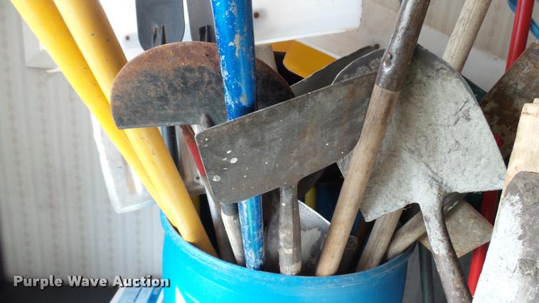 image for item DT9091 Hand tools