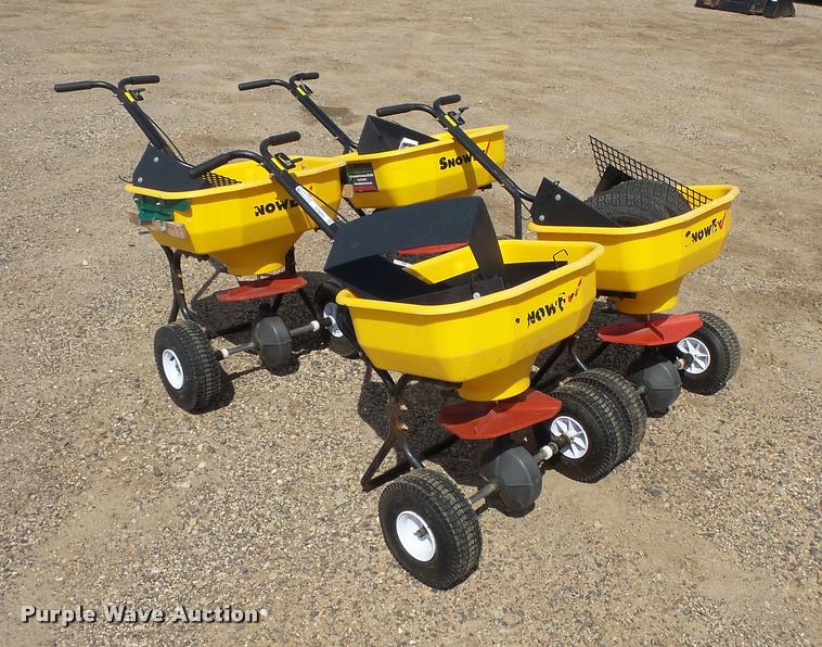 image for item DT9093 (4) Snow Ex spreaders