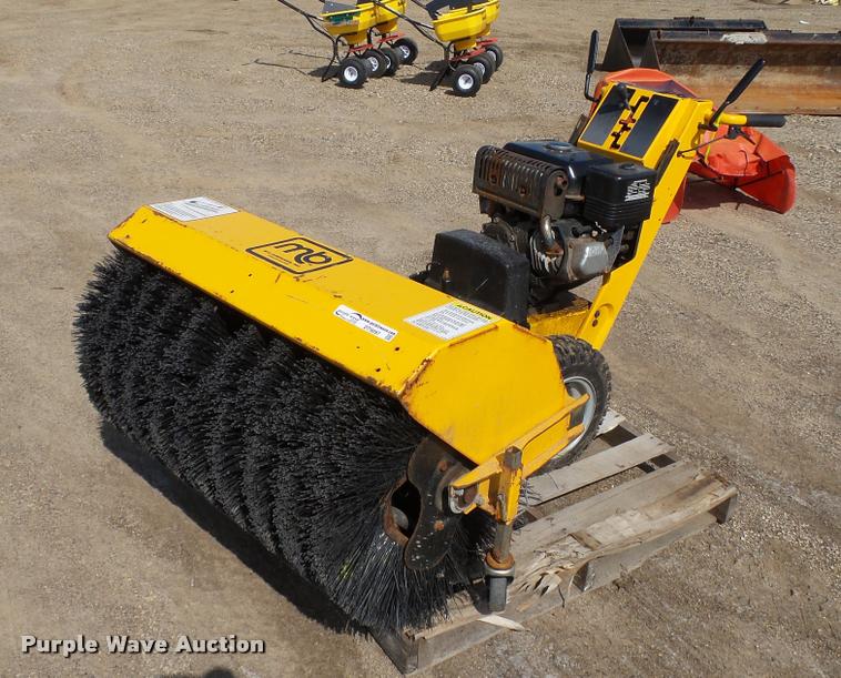 image for item DT9097 MB sweeper