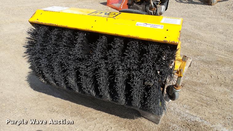image for item DT9097 MB sweeper