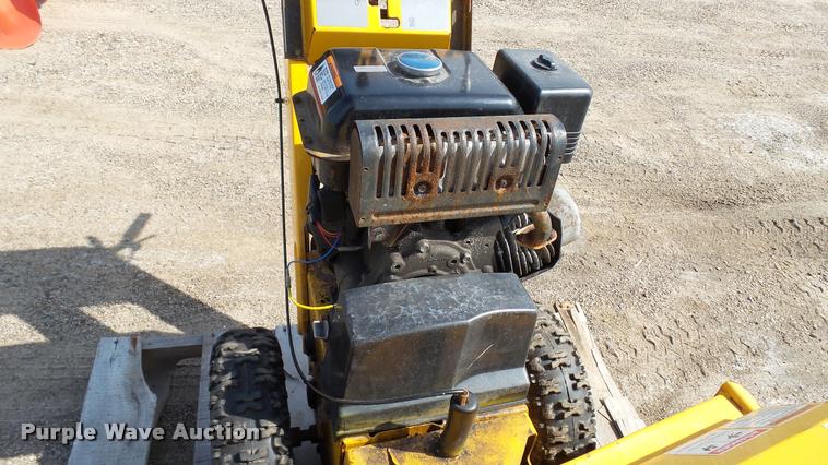 image for item DT9097 MB sweeper