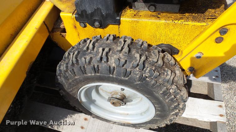 image for item DT9097 MB sweeper