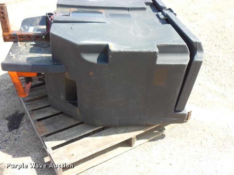 image for item DT9098 Buyers Salt Dogg spreader