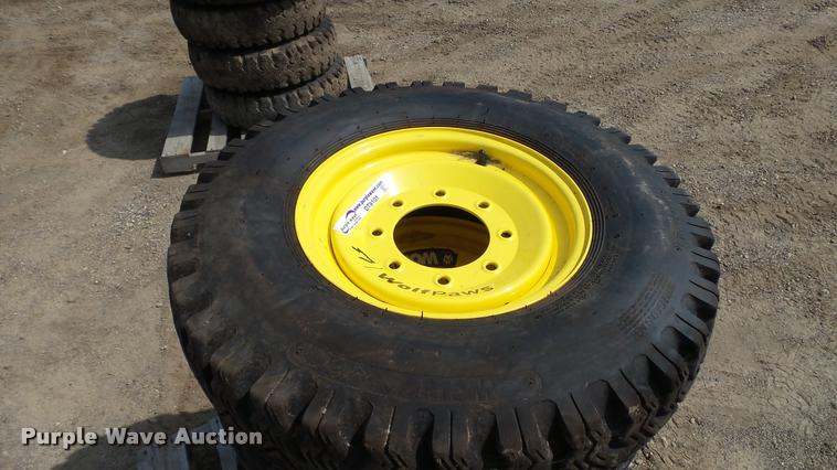 image for item DT9101 (5) Wolf Paws 7.50-16LT skid steer tires