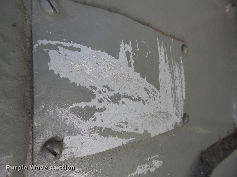 image for item J8594 1982 Clement end dump trailer