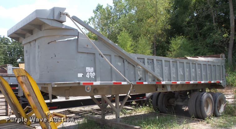 image for item J8598 1975 Lufkin end dump trailer