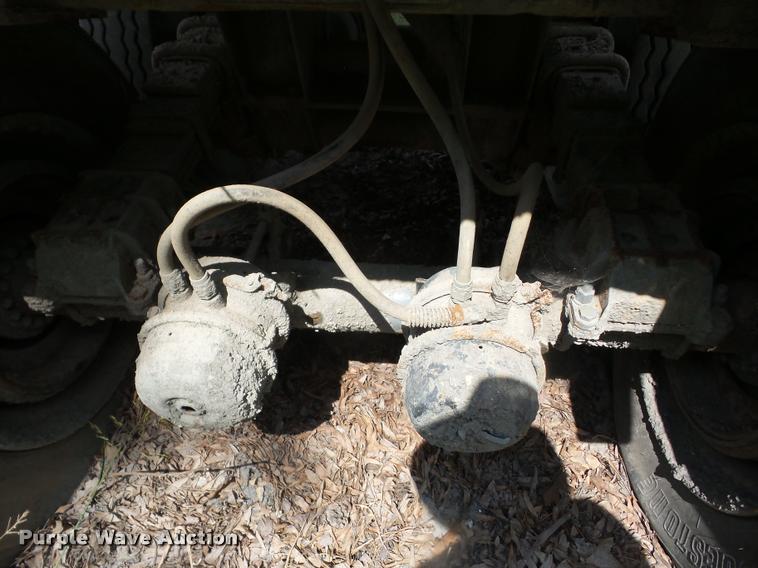 image for item J8598 1975 Lufkin end dump trailer