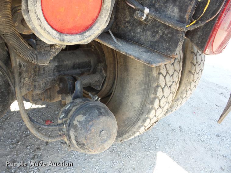 image for item J8603 2000 International 2554 dump truck