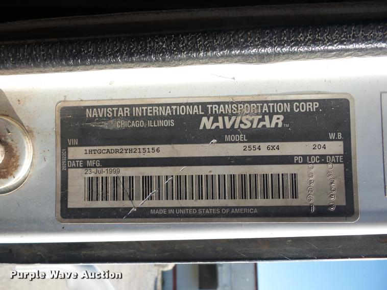 image for item J8603 2000 International 2554 dump truck