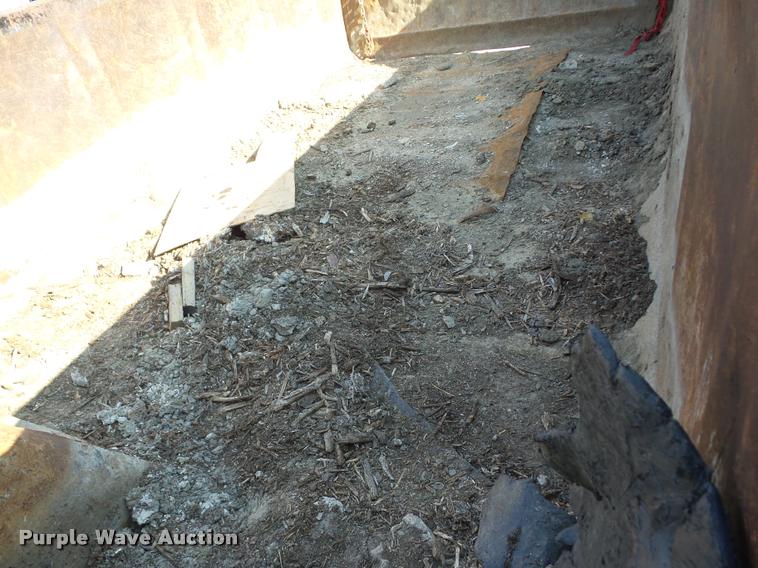 image for item J8603 2000 International 2554 dump truck