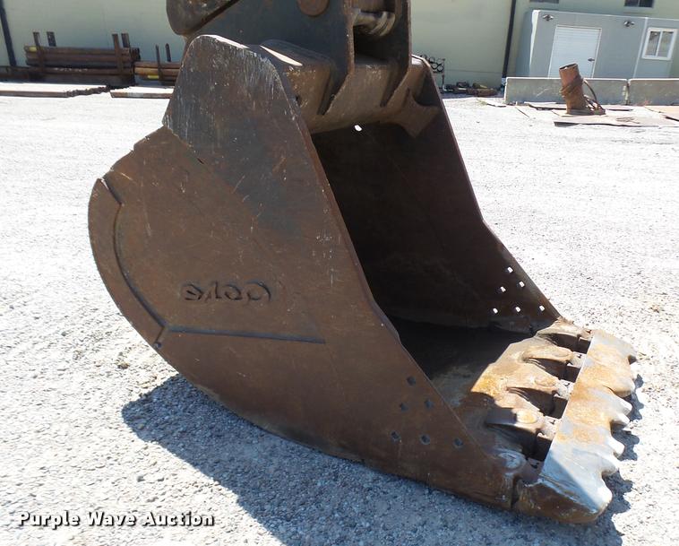 image for item K1781 2003 Komatsu PC400LC-6 excavator