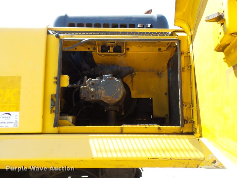 image for item K1781 2003 Komatsu PC400LC-6 excavator